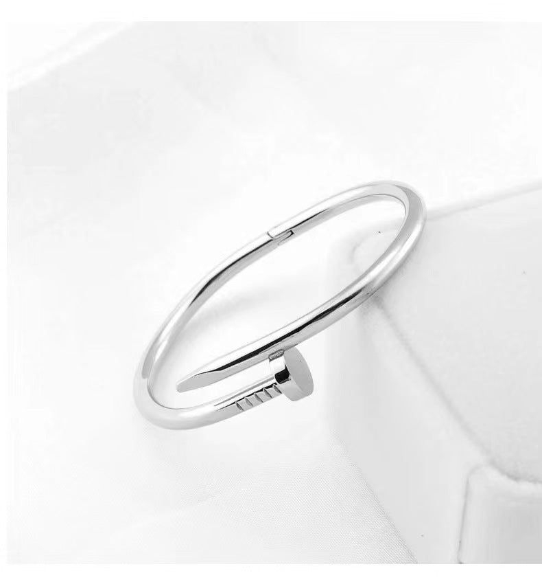 Special Nail Bangle