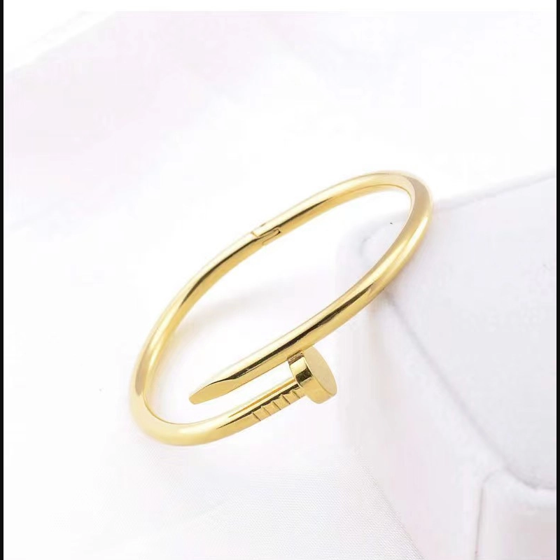 Special Nail Bangle