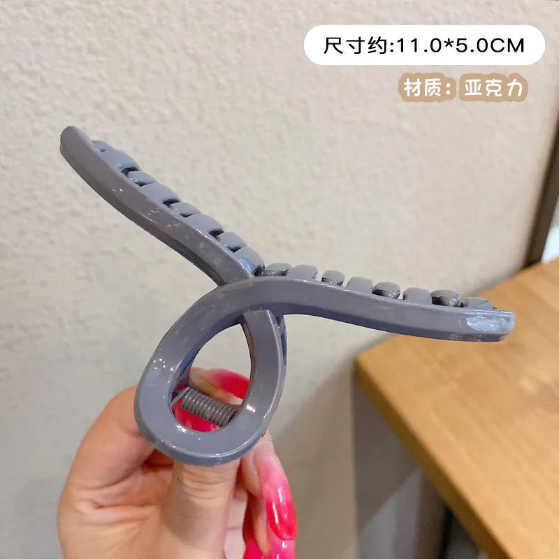 HAIR CLAW CLIPS