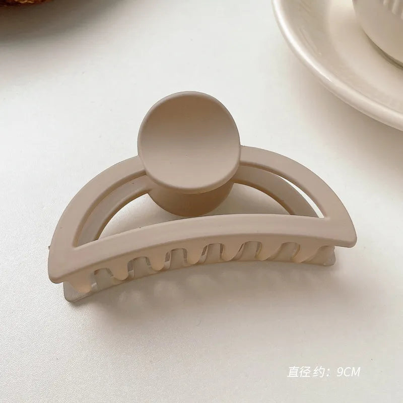 HAIR CLAW CLIPS