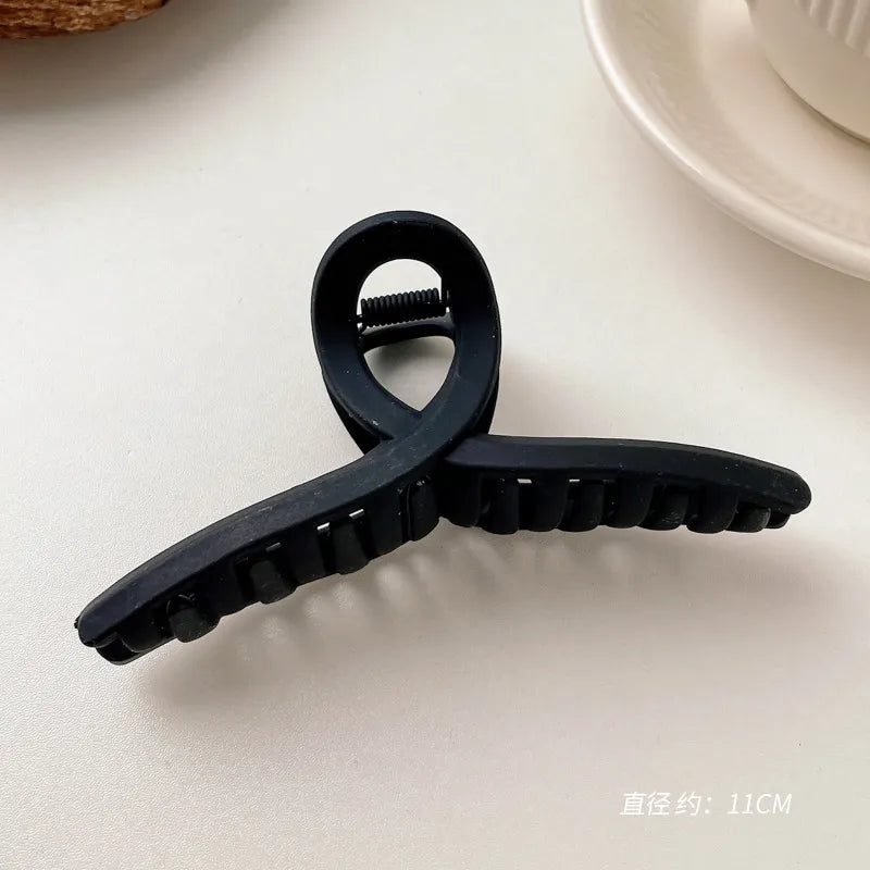 HAIR CLAW CLIPS